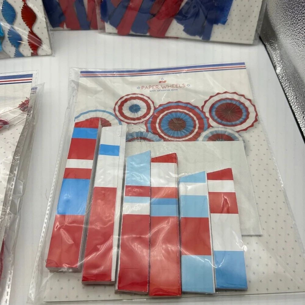 Made For Retail Patriotic Party Decor Bundle‎ Banners Streamers Paper Wheels 7pc